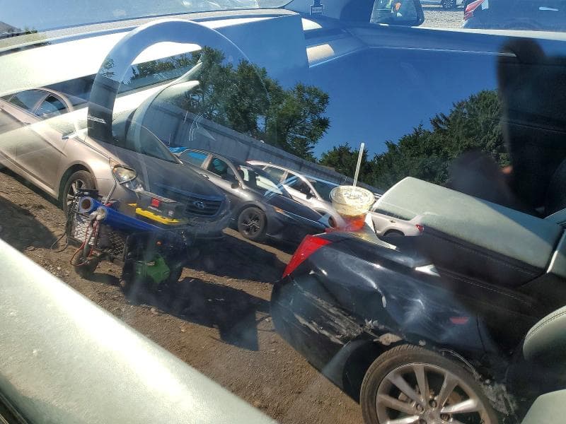2024 TESLA MODEL Y 8