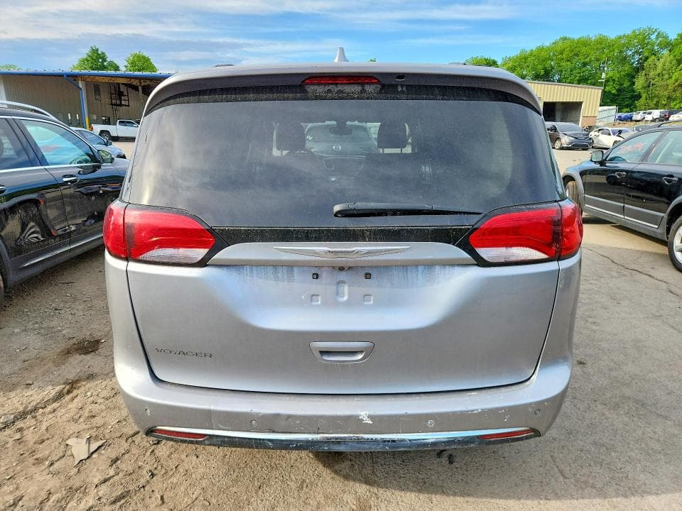 2017 CHRYSLER PACIFICA TOURING L 6