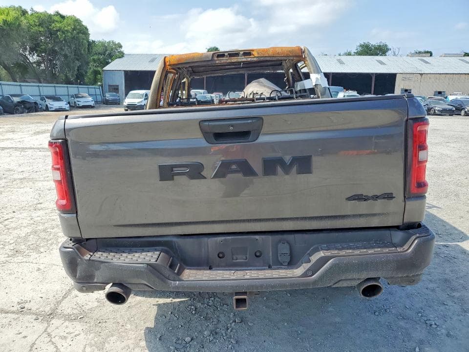 2025 RAM 1500 TRADESMAN 6