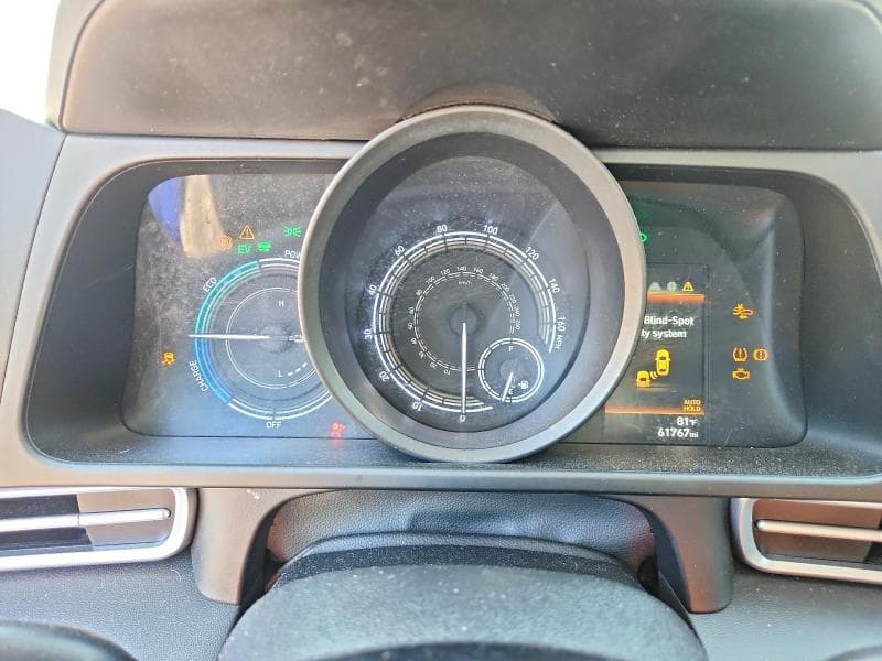 2022 HYUNDAI ELANTRA BLUE 9