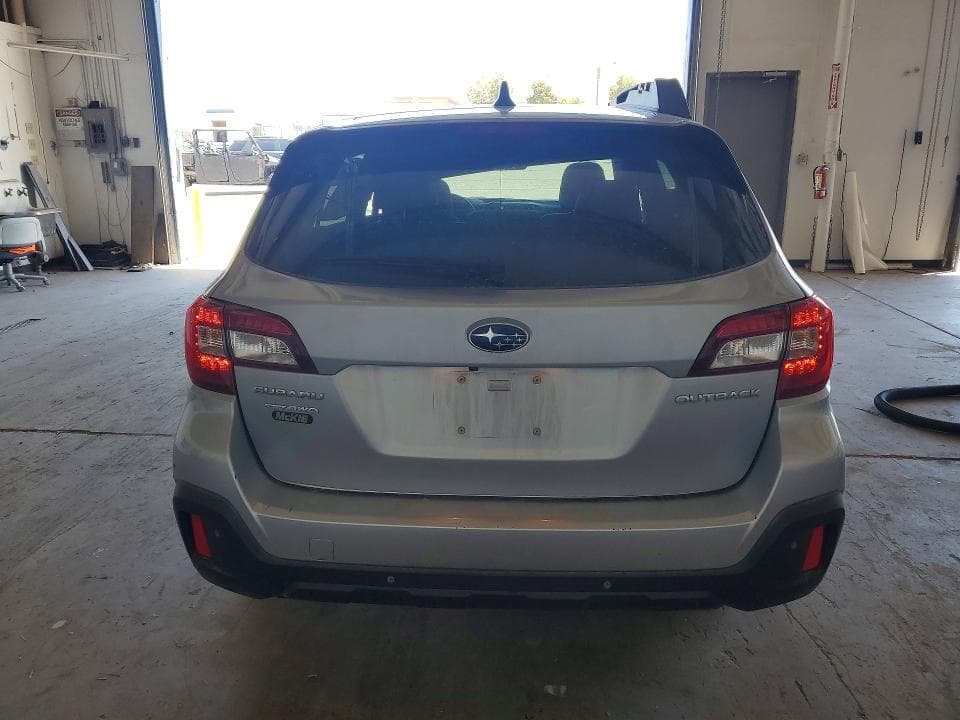 2018 SUBARU OUTBACK 6