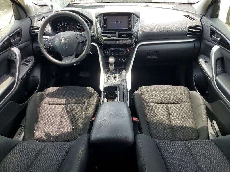 2022 MITSUBISHI ECLIPSE CROSS ES 8
