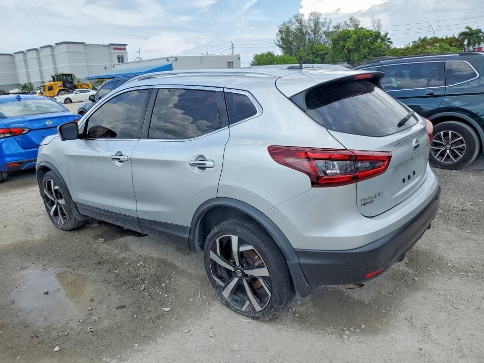 2017 NISSAN ROGUE SPORT S 2