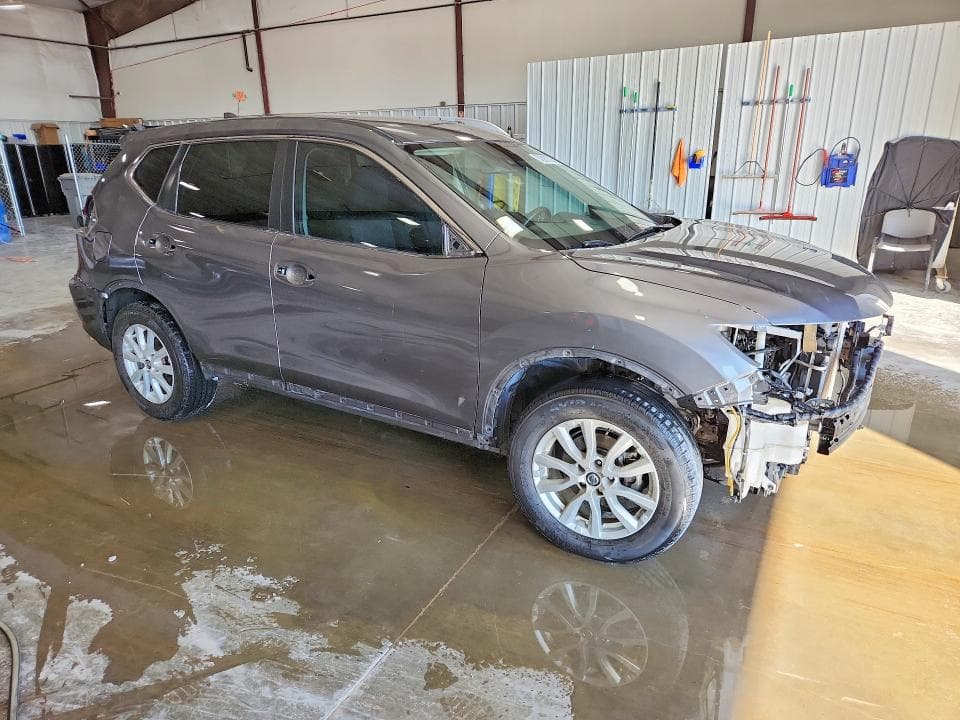 2020 NISSAN ROGUE SV 4