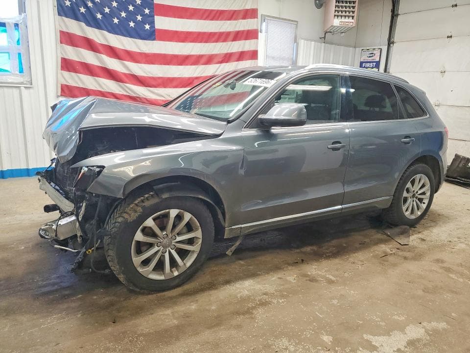 2013 AUDI Q5 - 1