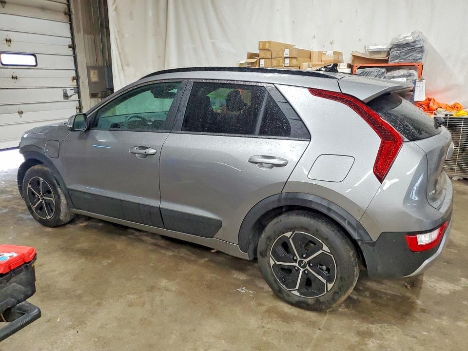 2025 KIA NIRO EX 2