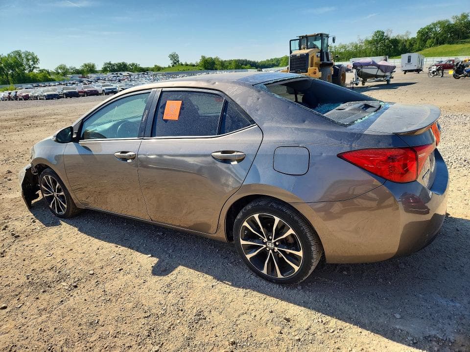 2019 TOYOTA COROLLA SE 2