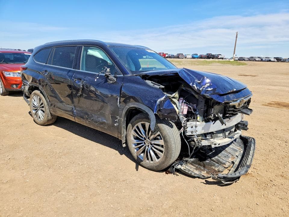2022 TOYOTA HIGHLANDER PLATINUM 4