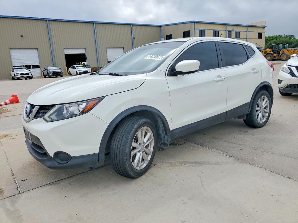 2017 NISSAN ROGUE SPORT S - 1