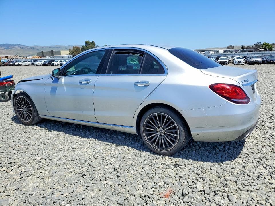 2020 MERCEDES-BENZ C 300 2