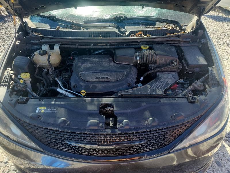 2019 CHRYSLER PACIFICA T 11