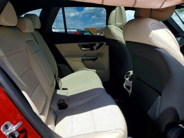 2024 MERCEDES-BENZ GLC 300 4MATIC 11