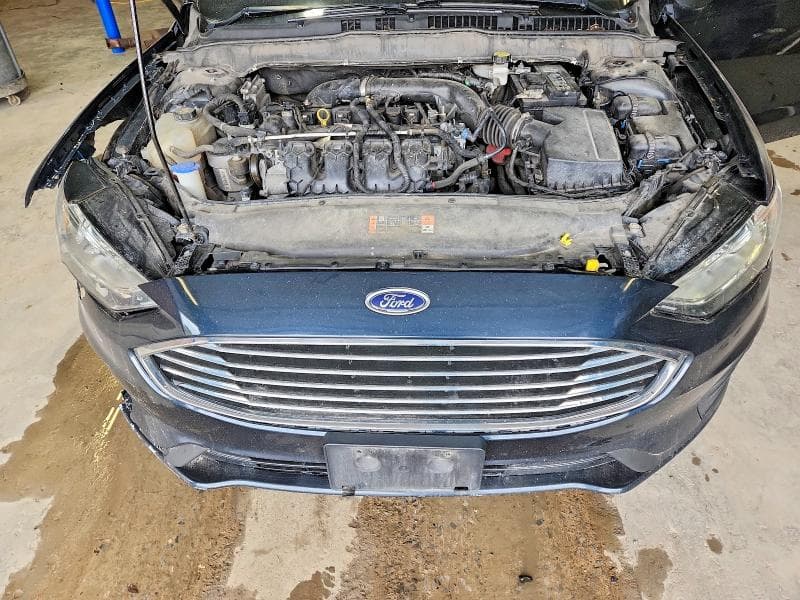 2020 FORD FUSION 11