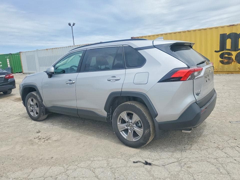 2025 TOYOTA RAV4 HYBRID XLE 2