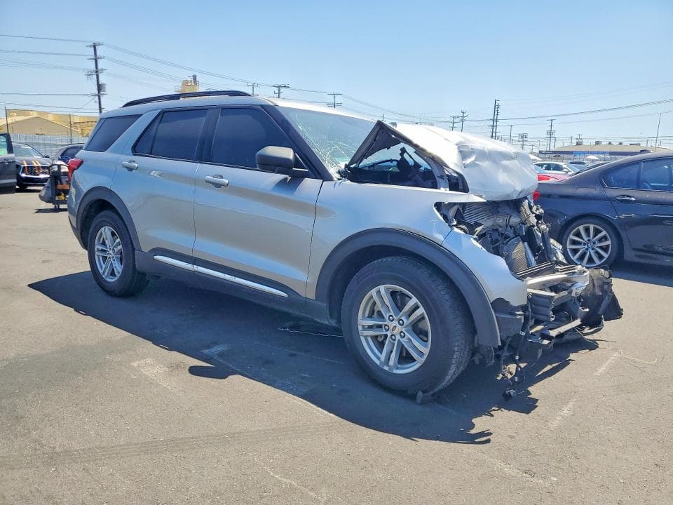 2021 FORD EXPLORER XLT 4