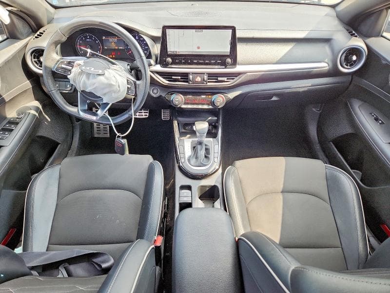 2023 KIA FORTE GT LINE 8