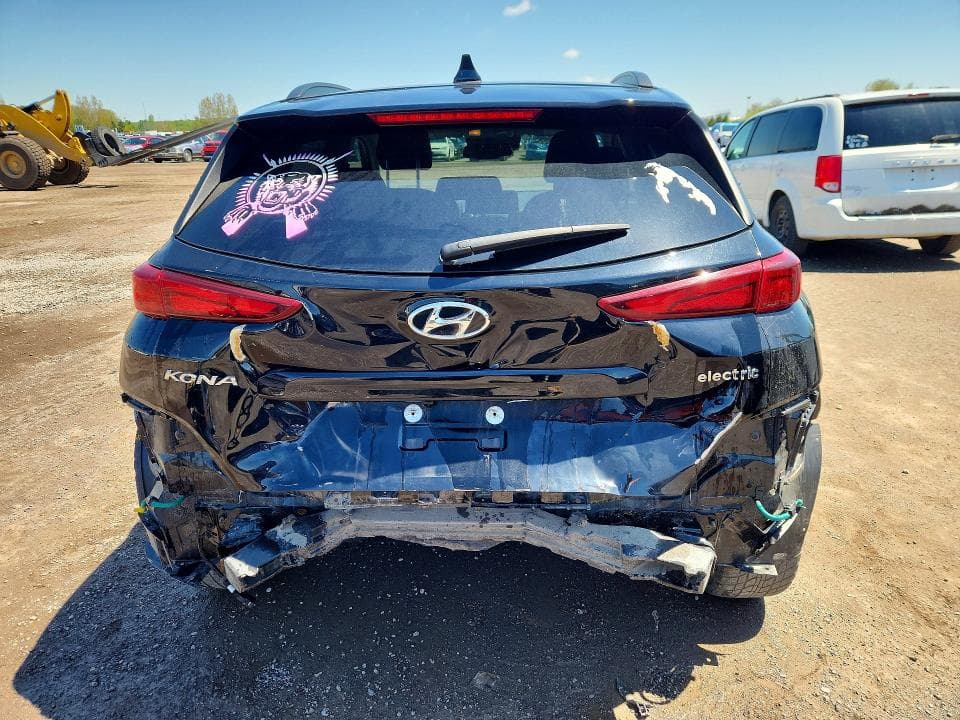 2023 HYUNDAI KONA SE 6