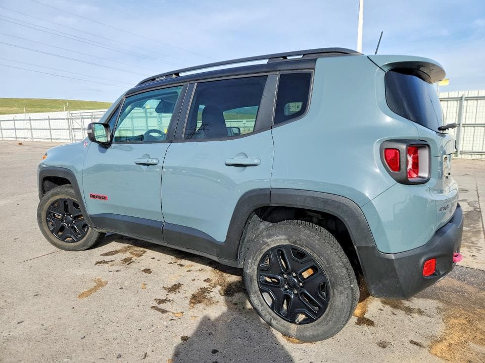 2018 JEEP RENEGADE TRAILHAWK 2
