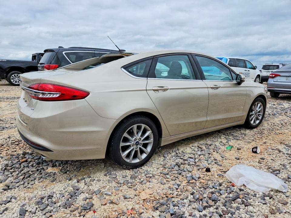 2017 FORD FUSION SE 3