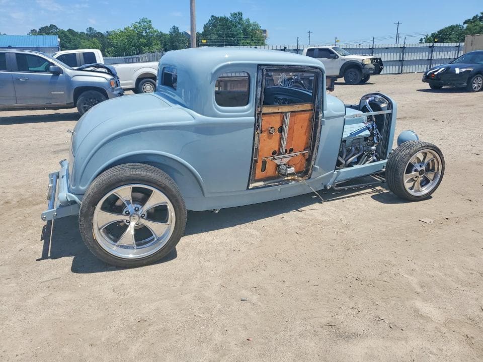 1932 FORD MODEL B 3