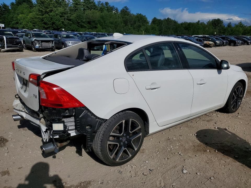 2018 VOLVO S60 DYNAMIC 3