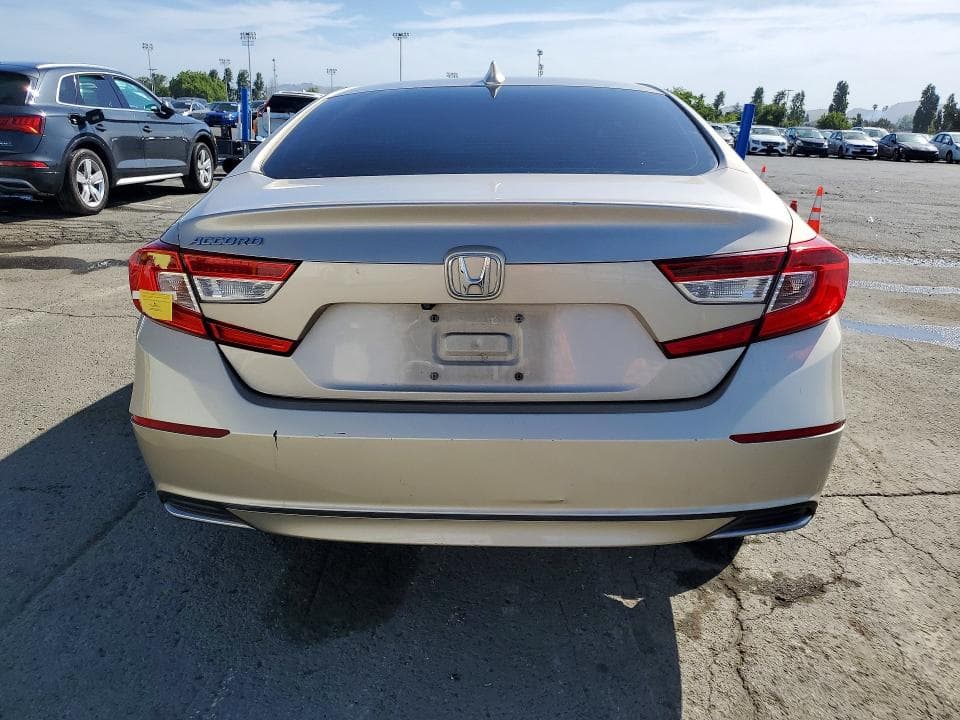 2018 HONDA ACCORD LX 6