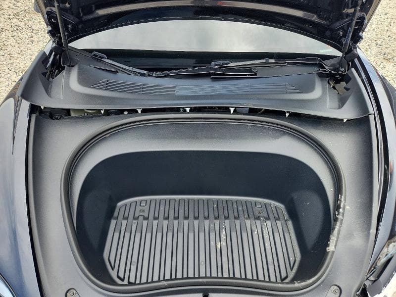 2025 TESLA MODEL 3 11