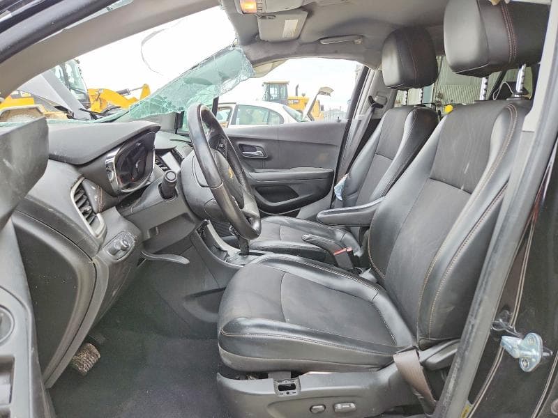 2020 CHEVROLET TRAX 1LT 7