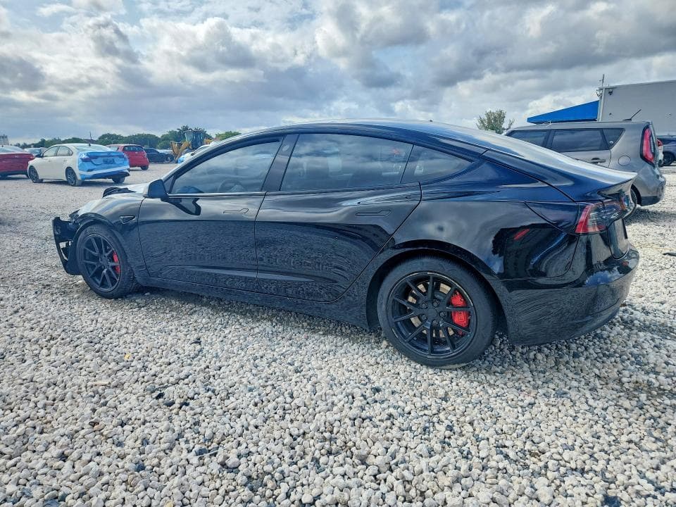 2022 TESLA MODEL 3 2