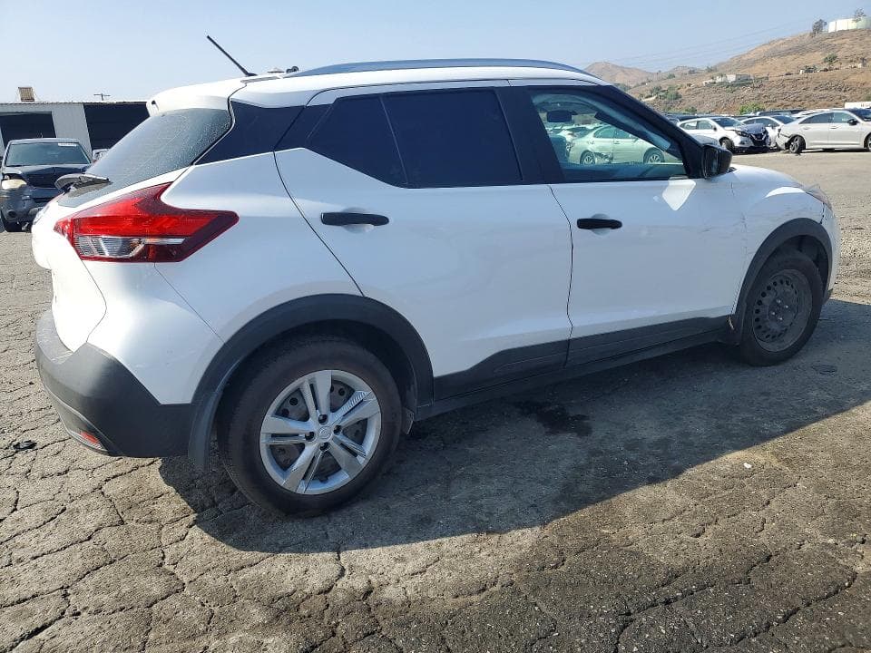 2019 NISSAN KICKS S 3