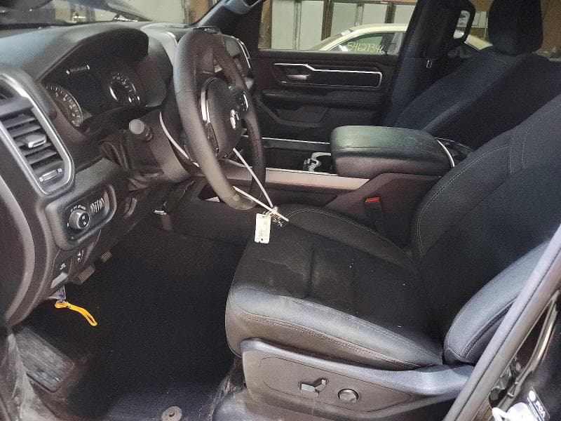 2025 RAM 1500 BIG HORN 7