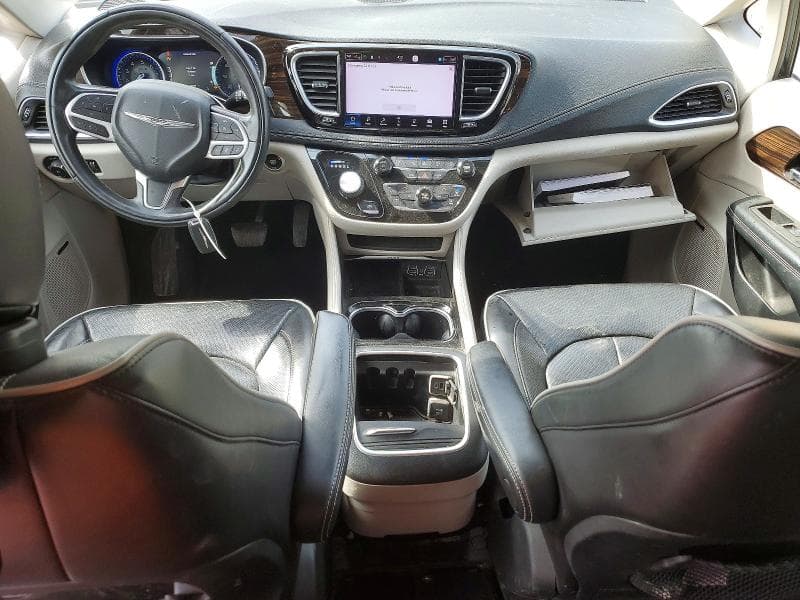 2022 CHRYSLER PACIFICA LIMITED 8