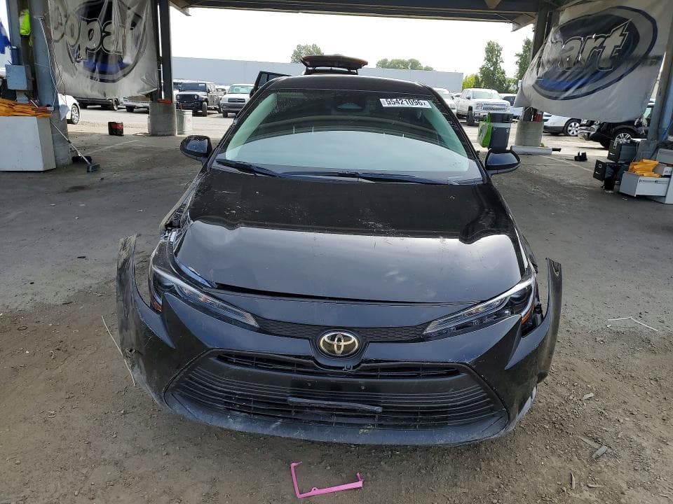 2026 TOYOTA COROLLA LE 5