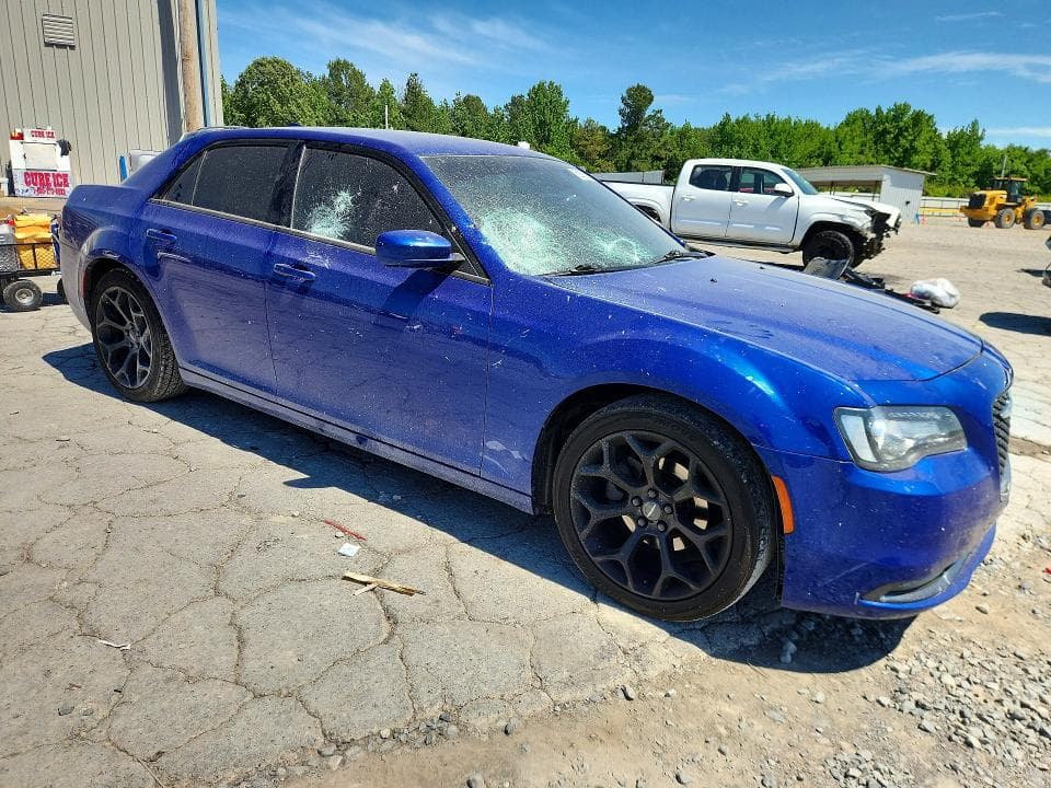 2019 CHRYSLER 300 S 4