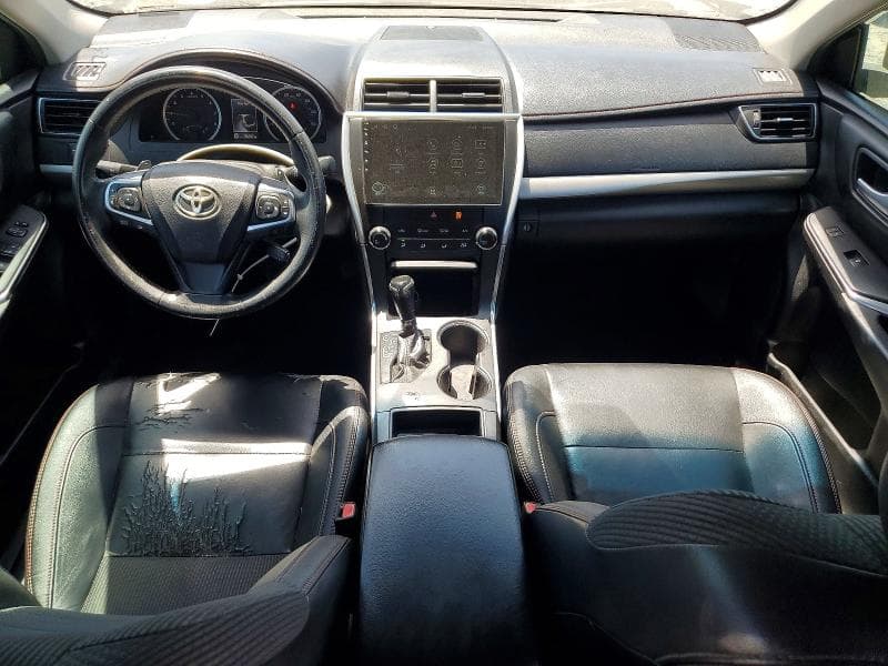 2017 TOYOTA CAMRY SE 8