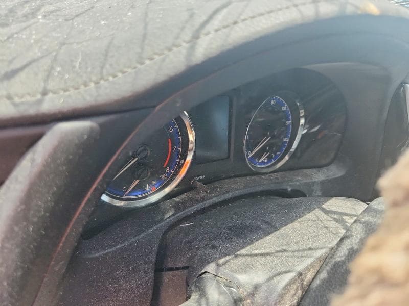 2018 TOYOTA COROLLA LE 9