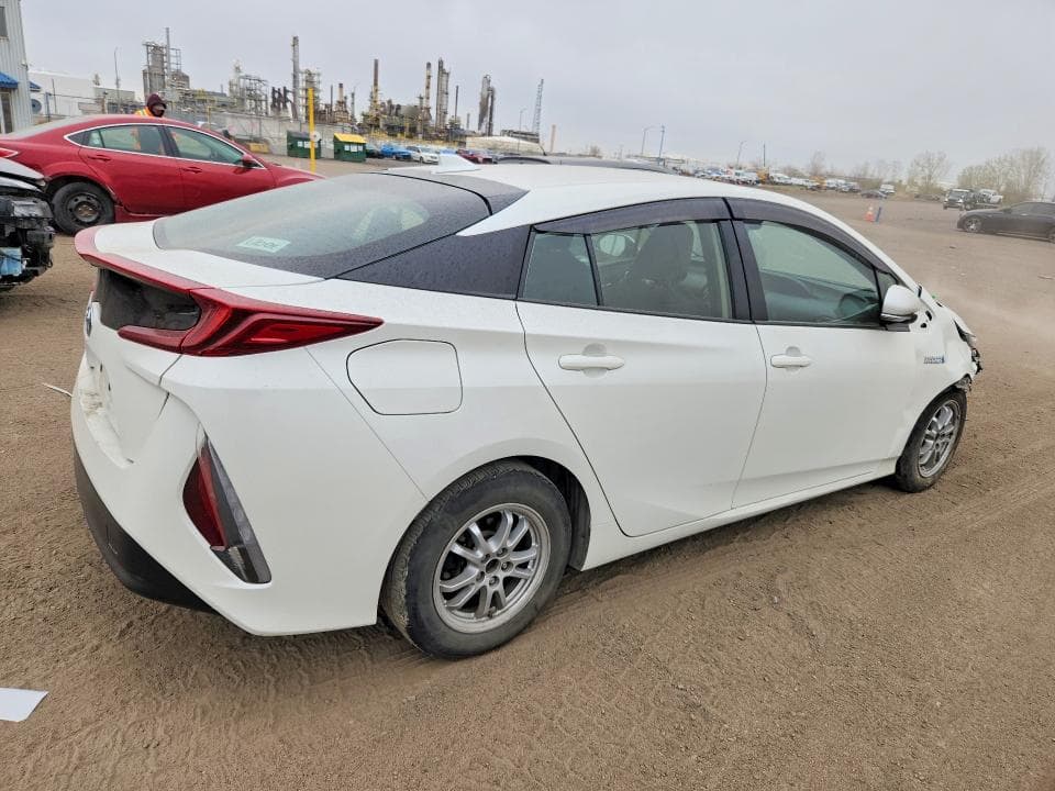 2020 TOYOTA PRIUS PRIME LE 3
