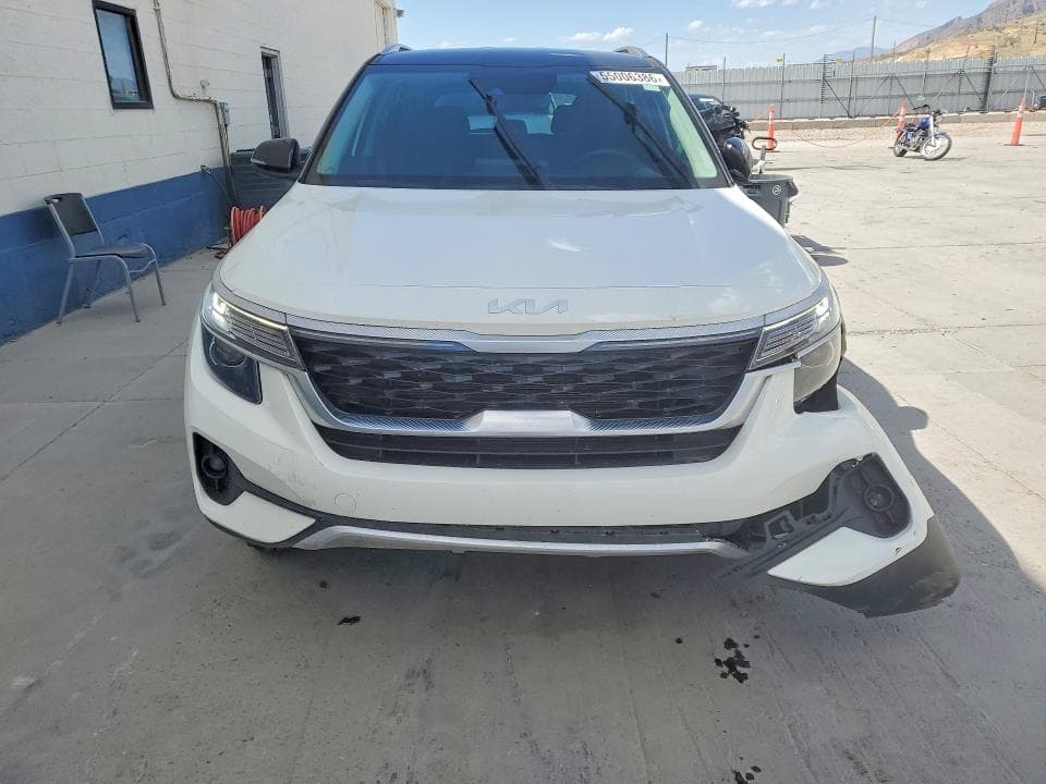 2023 KIA SELTOS S 10