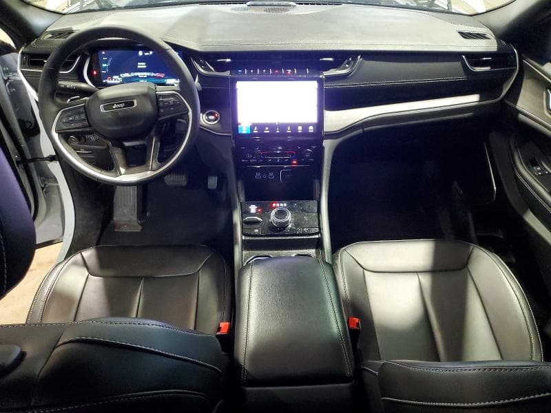 2025 JEEP GRAND CHEROKEE 4XE 8