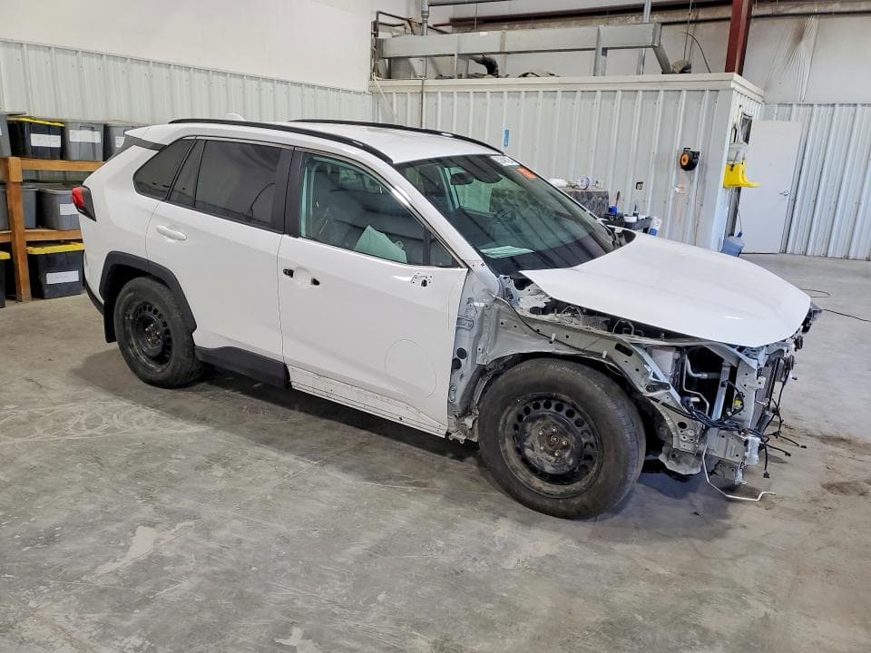 2021 TOYOTA RAV4 LE 4