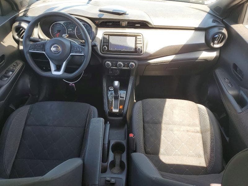 2019 NISSAN KICKS S 8