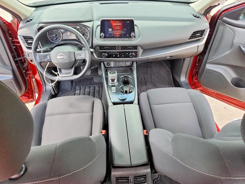 2026 NISSAN ROGUE S 8