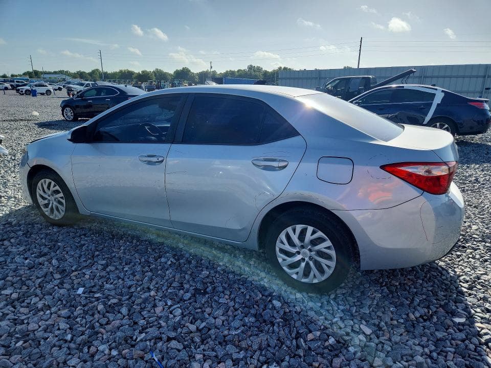 2018 TOYOTA COROLLA LE 2