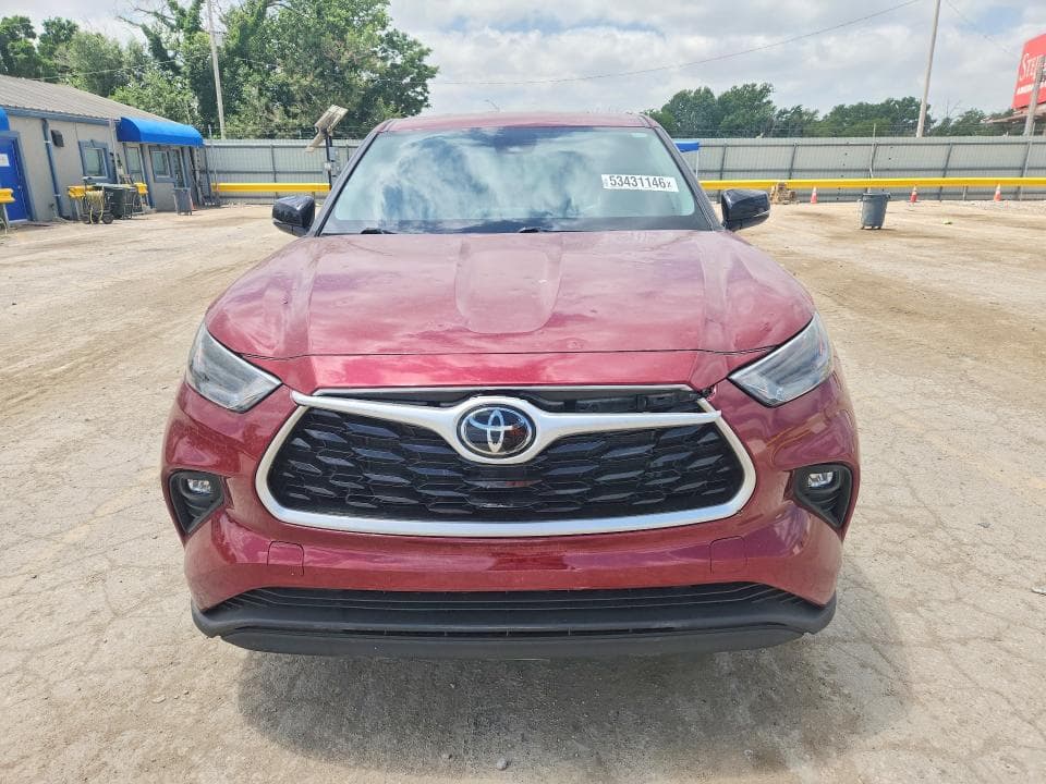 2022 TOYOTA HIGHLANDER LE 5