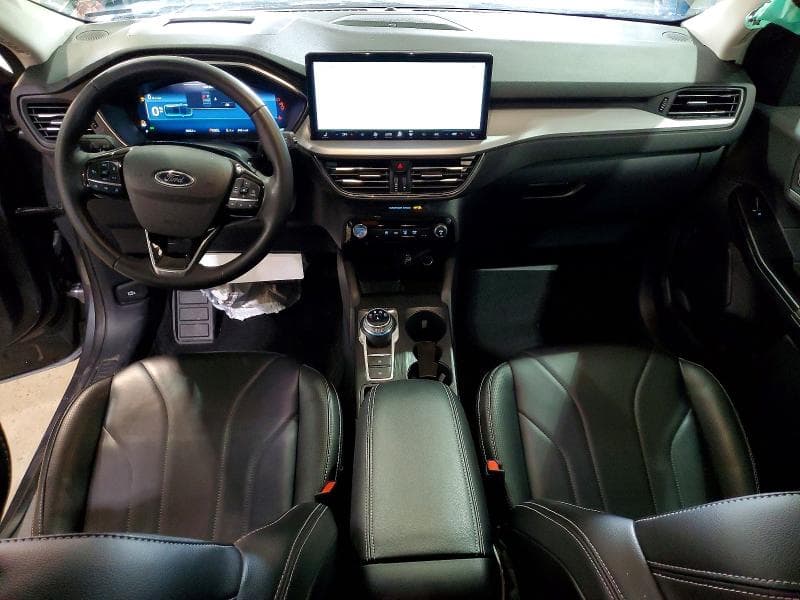 2025 FORD ESCAPE 8