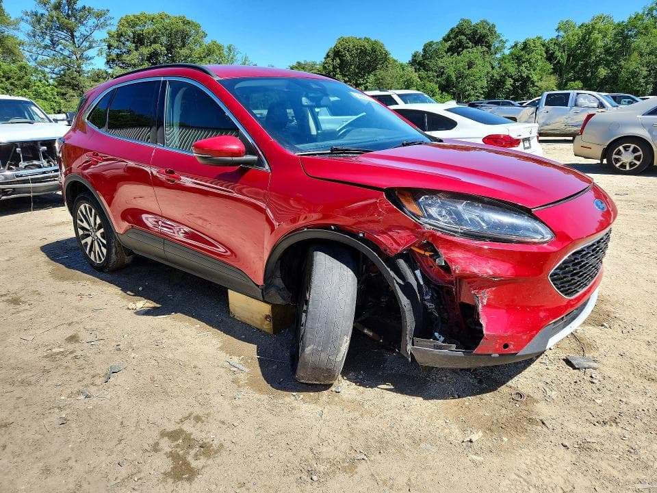 2020 FORD ESCAPE TITANIUM 8