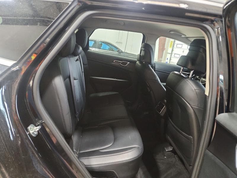 2023 KIA SPORTAGE EX 11