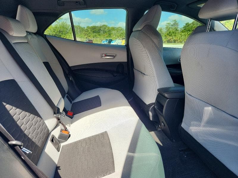 2021 TOYOTA COROLLA HATCHBACK SE 10