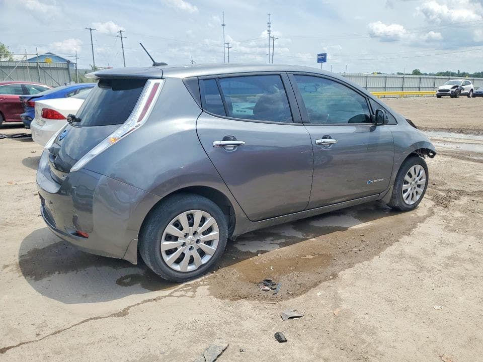 2017 NISSAN LEAF S 3