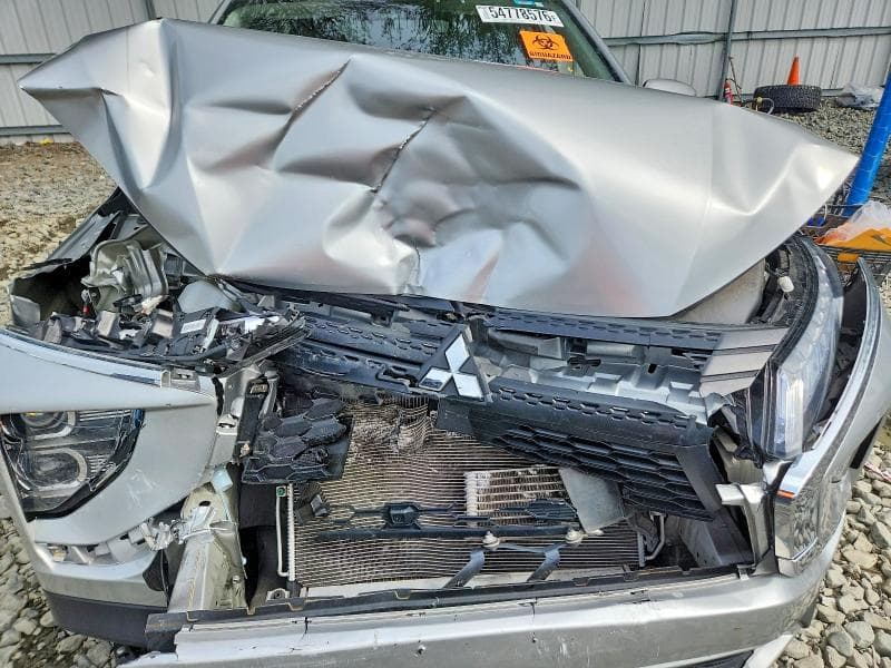 2024 MITSUBISHI ECLIPSE CROSS SE 11